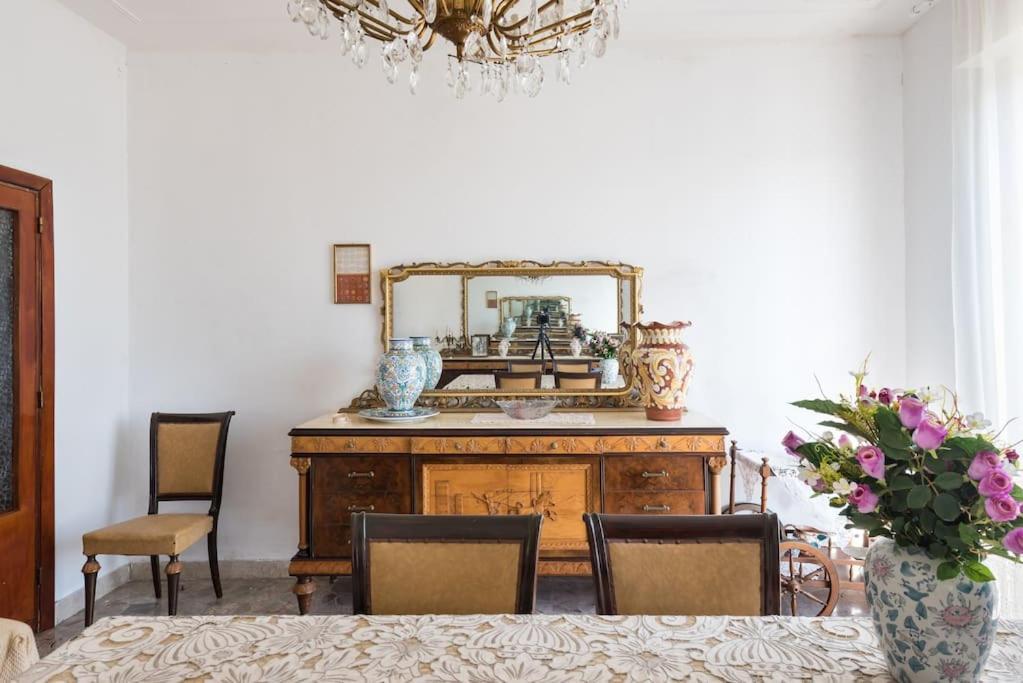 Top Floor Apartment Near Historic Fortino カターニア エクステリア 写真