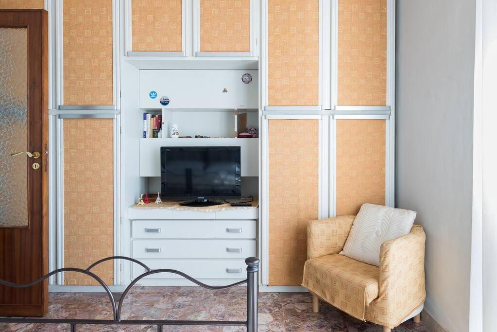 Top Floor Apartment Near Historic Fortino カターニア エクステリア 写真