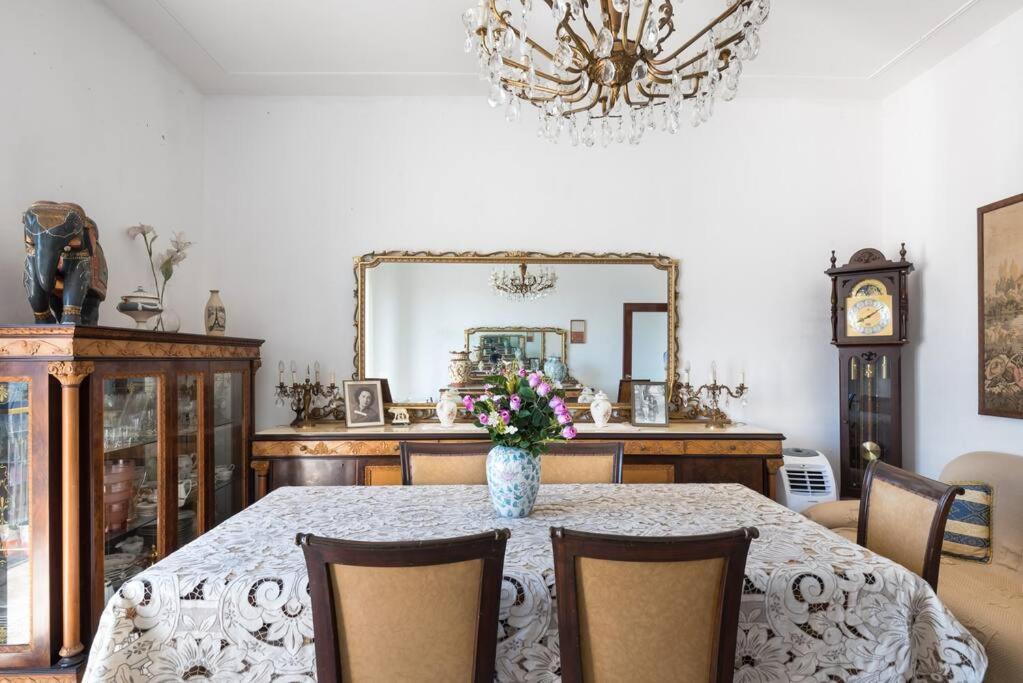 Top Floor Apartment Near Historic Fortino カターニア エクステリア 写真