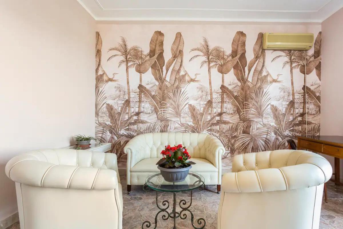 Top Floor Apartment Near Historic Fortino カターニア エクステリア 写真
